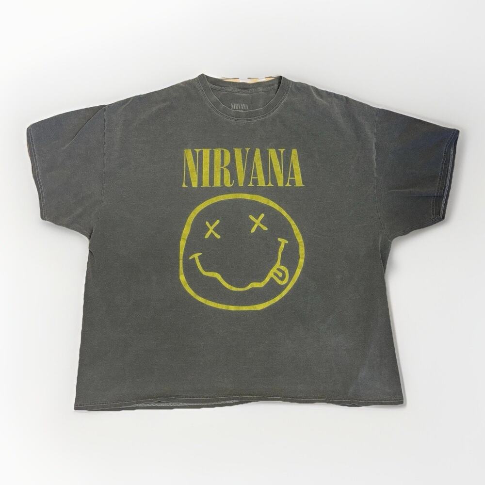 Urban Outfitters Oversized Nirvana Graphic Tee Shirt One Size Crew Neck